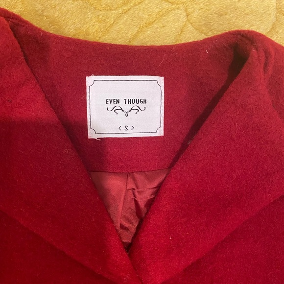 Red wool coat - Picture 3 of 14